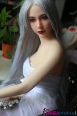 Méline cheveux gris 165cm