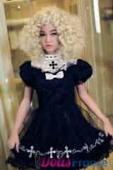 Tina poupée gothique 156cm