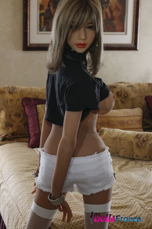 Olivia la poupée sexuelle réaliste en TPE 6YE Premium 165cm