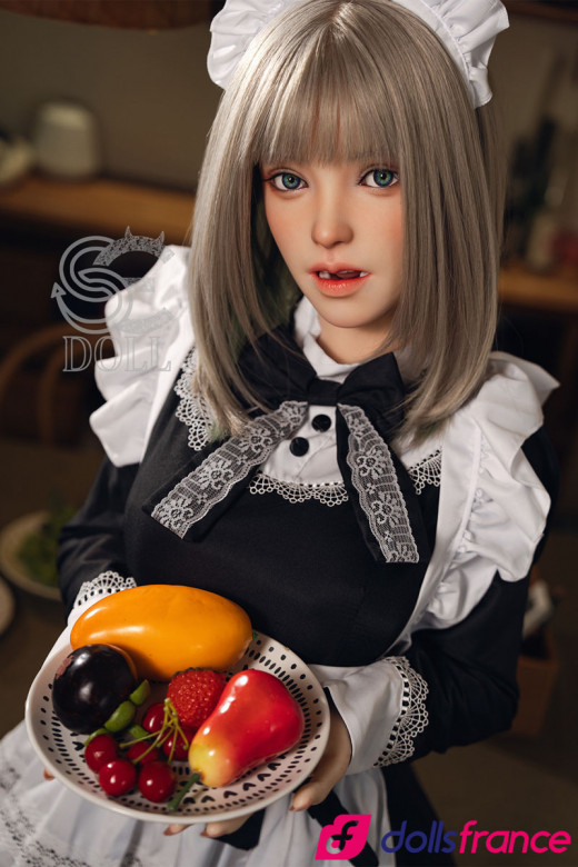 Vicky la lovedoll réaliste en silicone jeune femme de ménage 161cm Bonnet E SEdoll