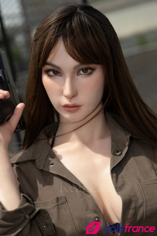 Catlin lovedoll en silicone agent secret sexy 170cm bonnet C Real Lady