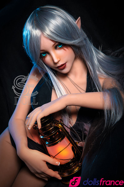 Princess Elf sexdoll aux oreilles pointues 150cm en stock bonnet E SEDoll