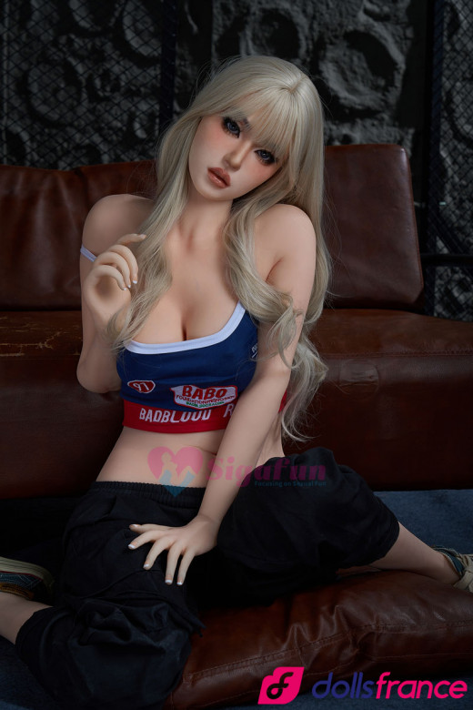 Sydney la poupée de charme blonde platine en stock EU 163cm SigaFun