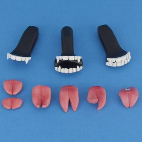 dents et langues de vampire pour sexdoll