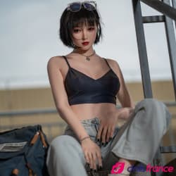 Olivia sexdoll silicone asiatique stylée 170cm bonnet C Zelex