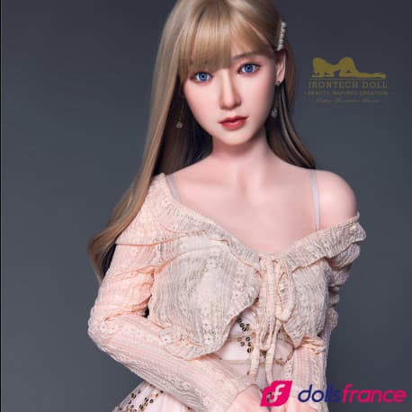 Candy sexdoll vierge et pure en silicone 152cm IronTech