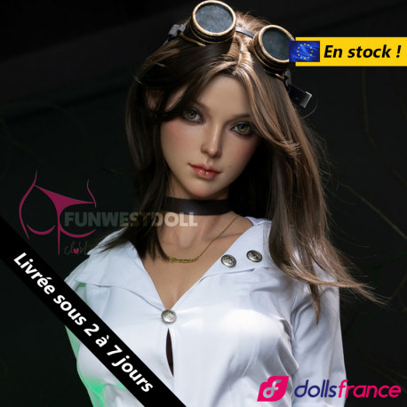 Lovedoll silicone Lexie la serveuse en stock EU 168cm D-cup FunWestDoll