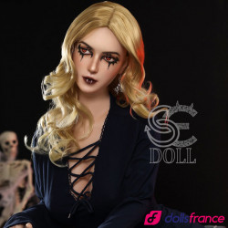 Sexdoll silicone réaliste Xena la gothique à gros seins 167cm Bonnet E SEdoll