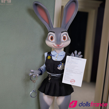 Rabby la lapine sexuelle en silicone 168cm bonnet A Dolls Castle