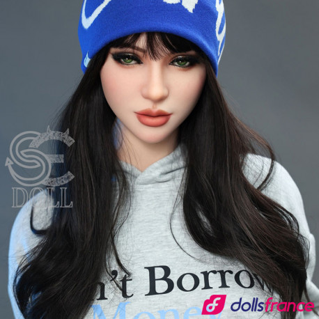Cindy la sexdoll en silicone skieuse sodomisable T167cm Bonnet F SEdoll