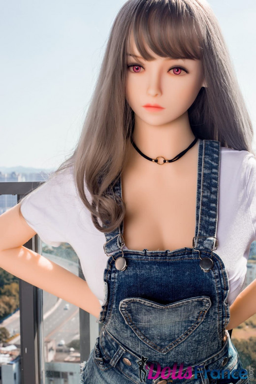 Mina aux yeux roses 145cm Bonnet D WMDolls