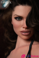 Love doll buste en silicone Kelly la milf brune 95cm bonnet G FanReal