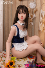 Mo poupée sexuelle silicone jeune femme de ménage sexy 153cm bonnet B FanReal