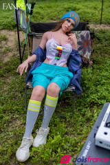 Kelly sexdoll réelle en silicone campeuse à gros nibards 155cm F-cup FanReal