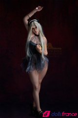 Bailey lovedoll en silicone au gros cul et vagin rose 164cm IronTech