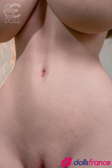Le buste en silicone Nadia Voss est remplie de lait en stock 103cm Bonnet J SEdoll