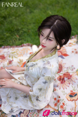 Molly real doll en silicone japonaise de bonne famille 153cm bonnet B FanReal