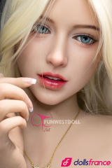 Chloe la d&eacute;licieuse lovedoll silicone bien foutue 157cm G-cup FunWestDoll