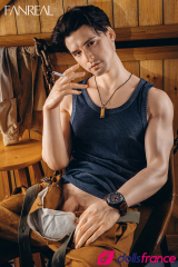 Henry poup&eacute;e sexuelle en silicone homme fermier pervers 173cm FanReal