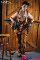 Henry poup&eacute;e sexuelle en silicone homme fermier pervers 173cm FanReal