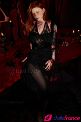 Hailey la poup&eacute;e sexuelle sorci&egrave;re rousse &agrave; grosse poitrine 159cm bonnet D Real Lady