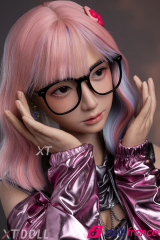 Sexdoll taille r&eacute;elle en silicone Asumi la geek nympho 157cm bonnet D XTDoll