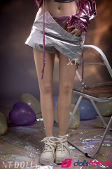 Sexdoll taille r&eacute;elle en silicone Asumi la geek nympho 157cm bonnet D XTDoll