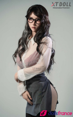 Real doll en silicone Lucy la secr&eacute;taire asiatique &agrave; lunettes 165cm bonnet E XTDoll