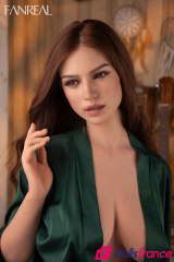 Mirella poup&eacute;e d'amour en silicone latine rousse 155cm F-cup FanReal