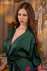 Mirella poup&eacute;e d'amour en silicone latine rousse 155cm F-cup FanReal