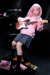 Petite poup&eacute;e d'amour en silicone guitariste sodomisable Nika EN STOCK EU 152cm D-cup FunWestDoll