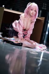 Petite poup&eacute;e d'amour en silicone guitariste sodomisable Nika EN STOCK EU 152cm D-cup FunWestDoll