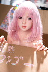 Petite poup&eacute;e d'amour en silicone guitariste sodomisable Nika EN STOCK EU 152cm D-cup FunWestDoll