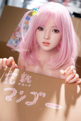 Petite poup&eacute;e d'amour en silicone guitariste sodomisable Nika EN STOCK EU 152cm D-cup FunWestDoll