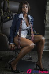 Lovedoll en silicone avec grosse bouche &agrave; pipe Penny ROS MAX 161cm IronTech