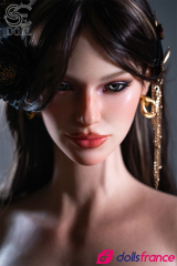 Love doll buste r&eacute;aliste en silicone &agrave; gros seins Aria Knox la duchesse 111cm Bonnet G SEdoll