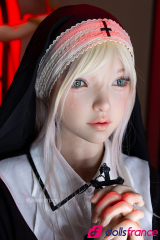 Giselle sex doll en silicone bonne soeur exorciste perverse 159cm A-cup FunWestDoll