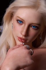 Real doll en silicone &agrave; grosse poitrine Lena l'elfe blonde amoureuse ROS MAX 159cm bonnet D Real Lady
