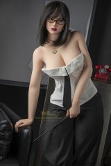Miya poup&eacute;e de compagnie pour le sexe en silicone ROS MAX 164cm IronTech