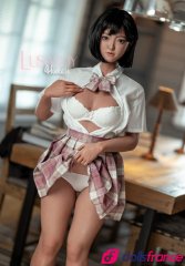 Poup&eacute;e pour sexe en silicone Himari l'&eacute;tudiante japonaise en uniforme 157cm bonnet B Lusandy