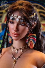 Poup&eacute;e pour sexe en silicone Aria Knox la hippie torso aux seins &eacute;normes 111cm Bonnet G SEdoll