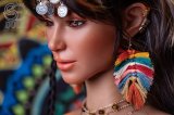 Poup&eacute;e pour sexe en silicone Aria Knox la hippie torso aux seins &eacute;normes 111cm Bonnet G SEdoll