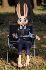 Rabbitie sexdoll lapine polici&egrave;re aux grandes oreilles bonnet C 120cm Dolls Castle