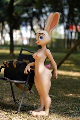 Rabbitie sexdoll lapine polici&egrave;re aux grandes oreilles bonnet C 120cm Dolls Castle
