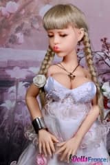Vicky la mini poupée sexuelle de Victoria 110cm