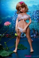 Mini doll sexuelle Vicky aux gros seins 110cm Victoria