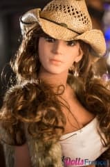 La cowgirl Leslie à poil au saloon 165cm YLdoll