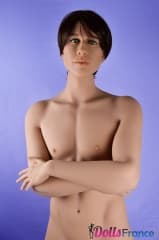 Le beau Brandon bande sous sa serviette 175cm WMdolls