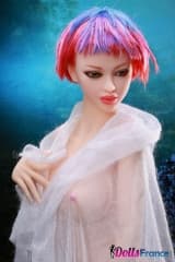 Selina la poup&eacute;e punkie aux cheveux roses 158cm Victoria