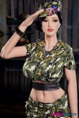 Lily la poupée militaire asiatique sexy 165cm Victoria